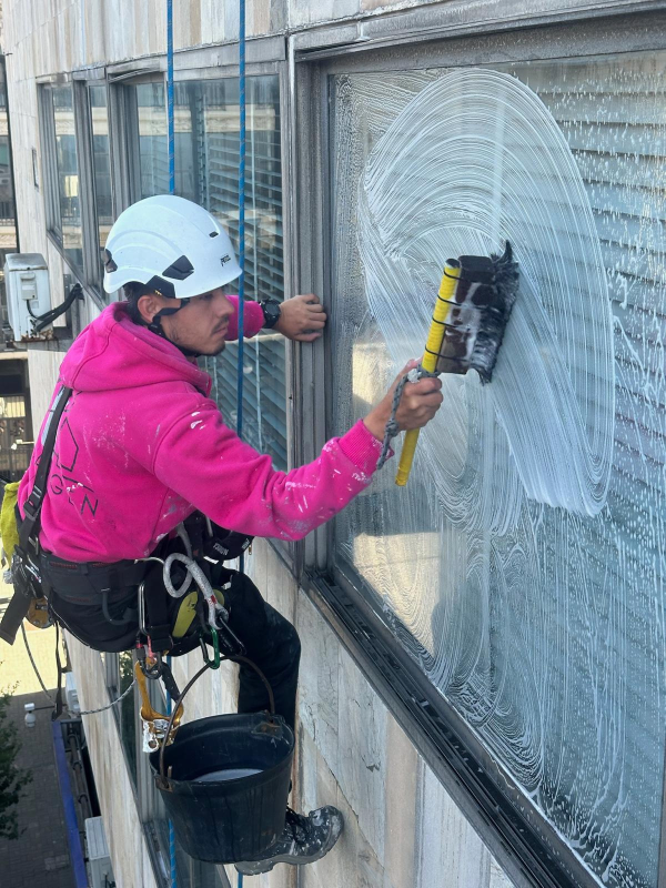 Limpieza de vidrios exteriores